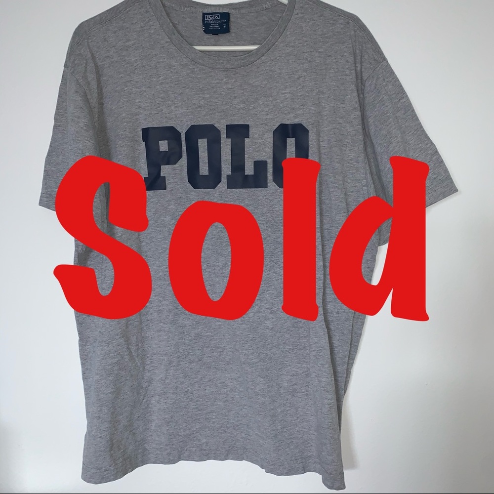 Grey shirt sleeve Polo tee